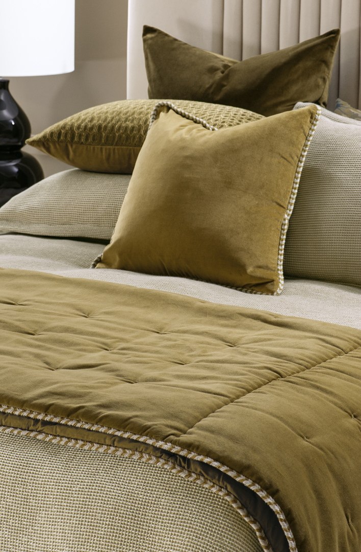 Bianca Lorenne - Treccia Olive Comforter (Cushion - Eurocases Sold Separately) image 0